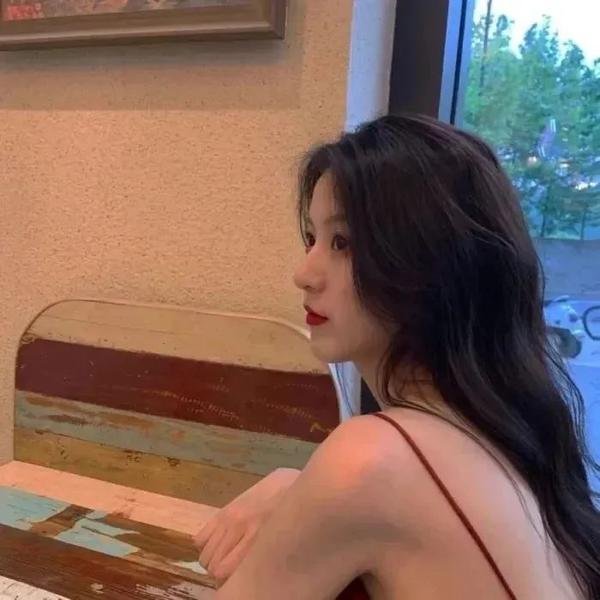 在病娇大佬怀里撒野